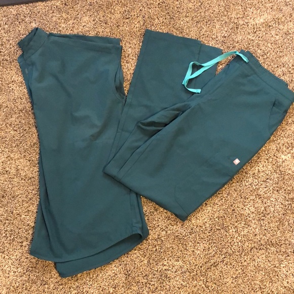 Figs scrub set - Picture 1 of 3